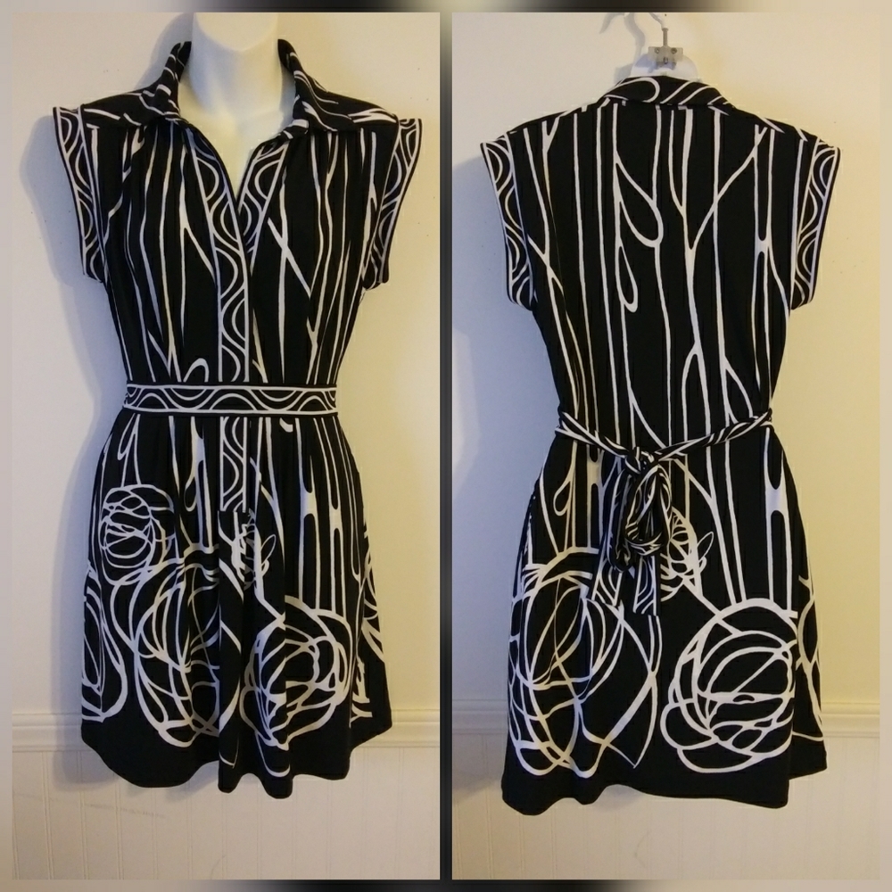 BCBG Maxazria Black Geo Print Floral Dress Size SM